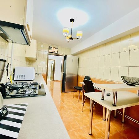 Central & Comfortable Studio Тирговіште Екстер'єр фото