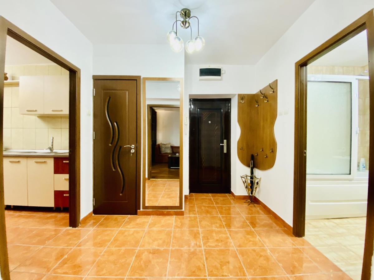 Central & Comfortable Studio Тирговіште Екстер'єр фото
