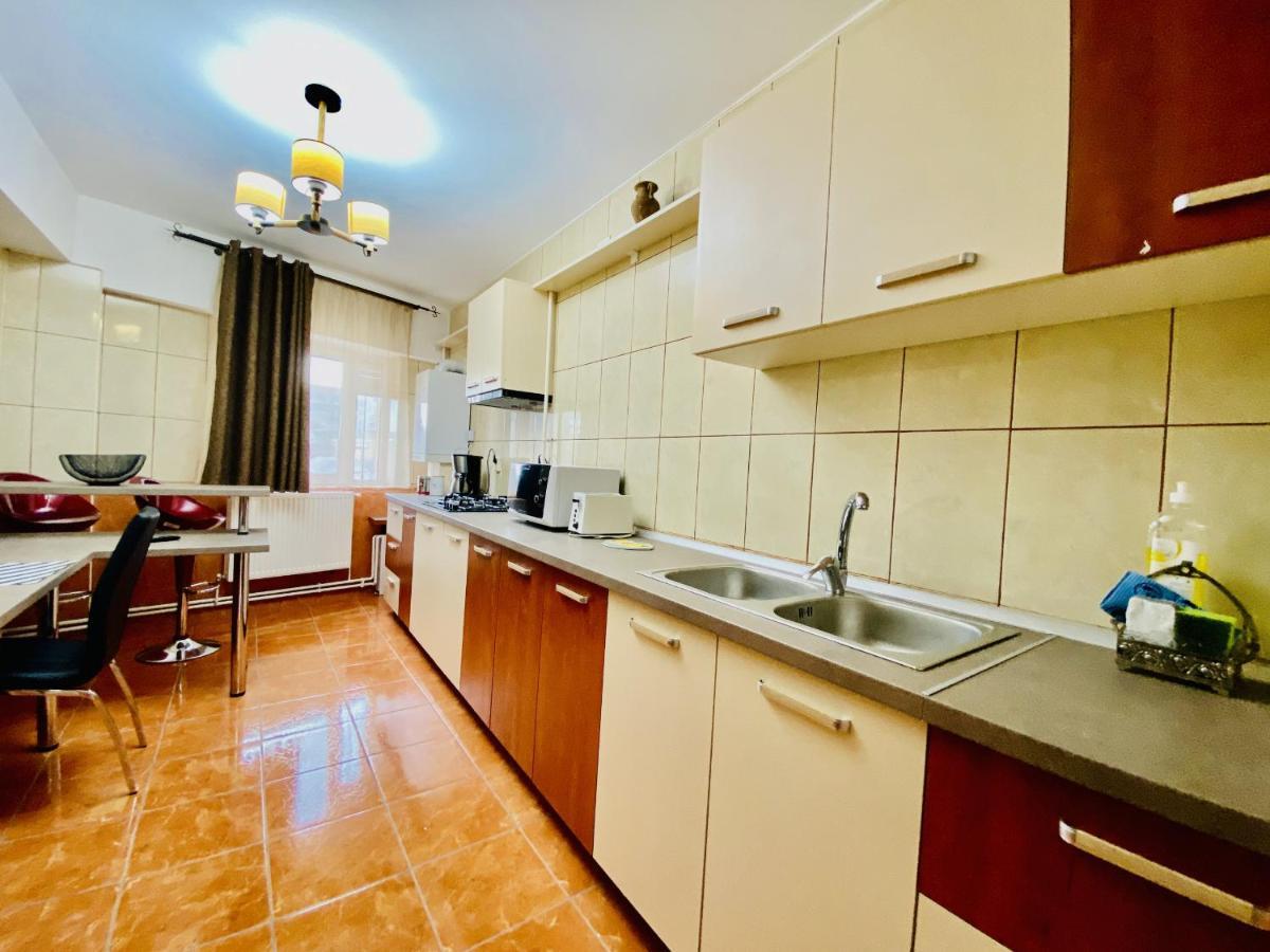 Central & Comfortable Studio Тирговіште Екстер'єр фото